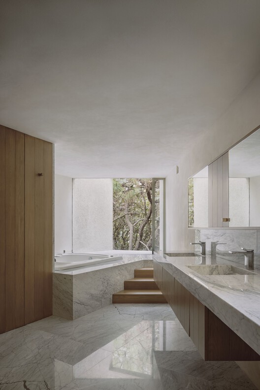 Sky House / COA Arquitectos — Фотография интерьера, ванная комната