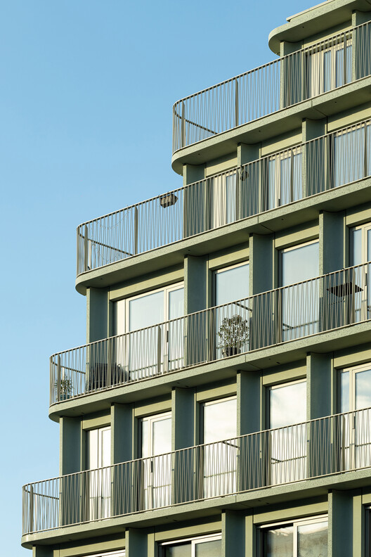 De Jakoba Social Housing / Studioninedots - Экстерьерная фотография, окна, фасад