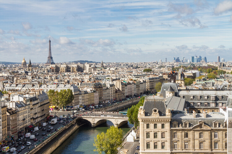 Анн Идальго, мэр Парижа, выиграла премию ULI 2023 года для провидцев городского развития – изображение 1 из 6