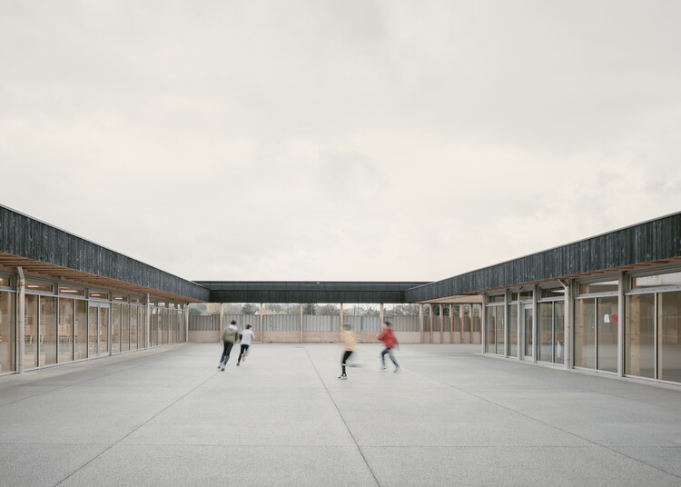 Колледж Орлинд Бретену / Дитрих |  Untertrifaller + phBa Architects - Фотография экстерьера