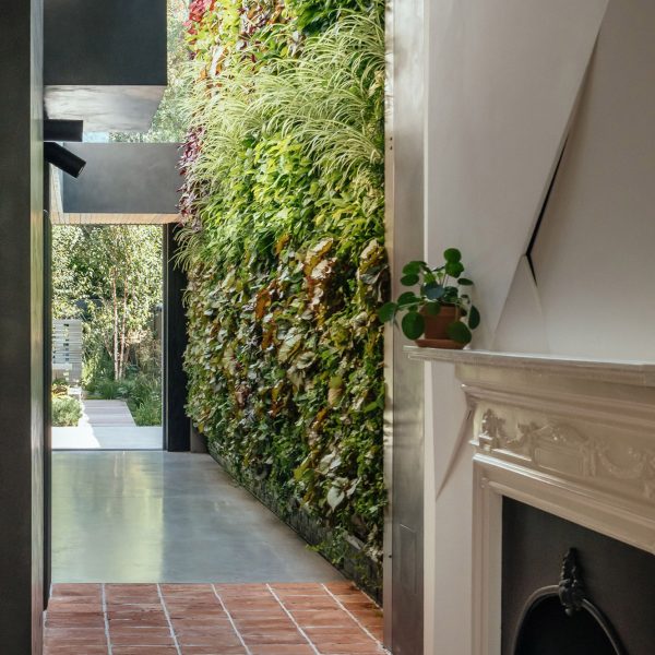 Neil Dusheiko Architects реконструирует Дом стихий в Лондоне