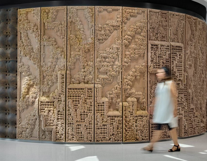 Песчаная стена, напечатанная на 3D-принтере, в Музее будущего