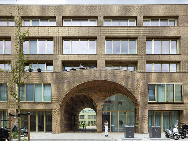 Spaarndammerhart Housing / Marcel Lok_Architect + Korth Tielens Architects - Фотография экстерьера, окна, фасад