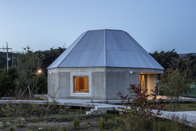 Hoji Gangneung Houses / aoa Architects - Экстерьерная фотография, Окна