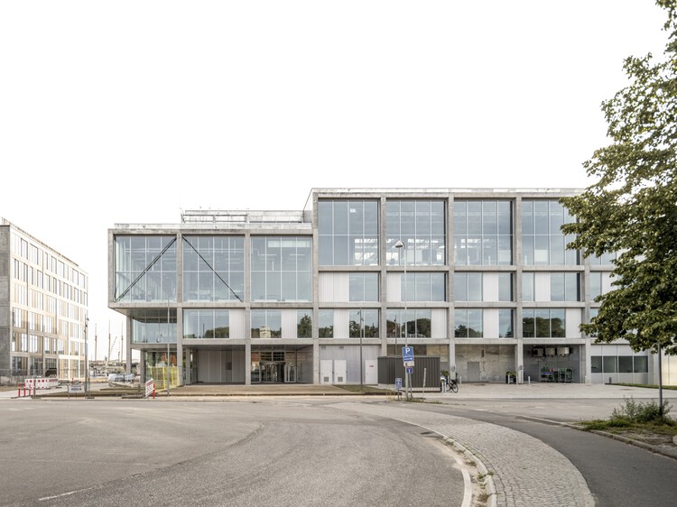Свендборгская международная морская академия / CF Møller + EFFEKT - Фотография экстерьера, окна, фасад