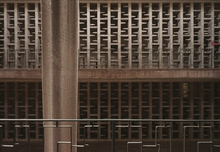 Классика архитектуры: Шестой пантеон Чакариты - Фотография интерьера, фасада