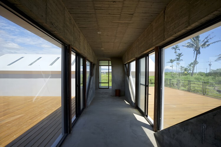 Скрытый дом / Yuan Architects - Фотография интерьера, окна