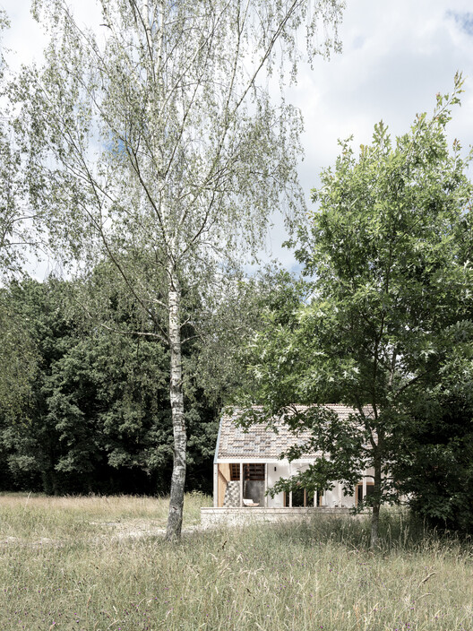 Однажды в доме Перш / Архитектура Явы — фотография экстерьера, лес