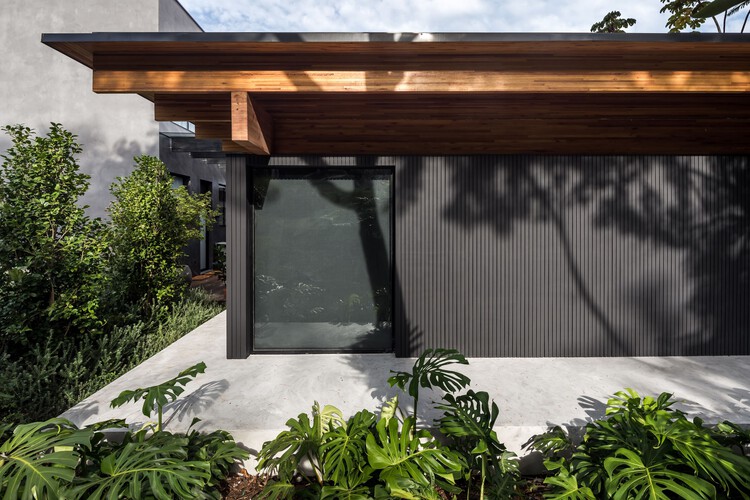 FB House / Jobim Carlevaro Arquitetos - Экстерьерная фотография, фасад