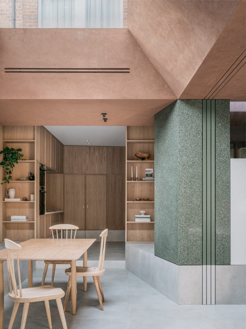 Интерьер пристройки Terzetto в Лондоне от ConForm Architects
