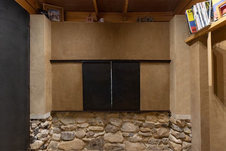 Пристройка дома Эль Ретиро / Хуан Альберто Андраде - Фотография интерьера, фасад, балка