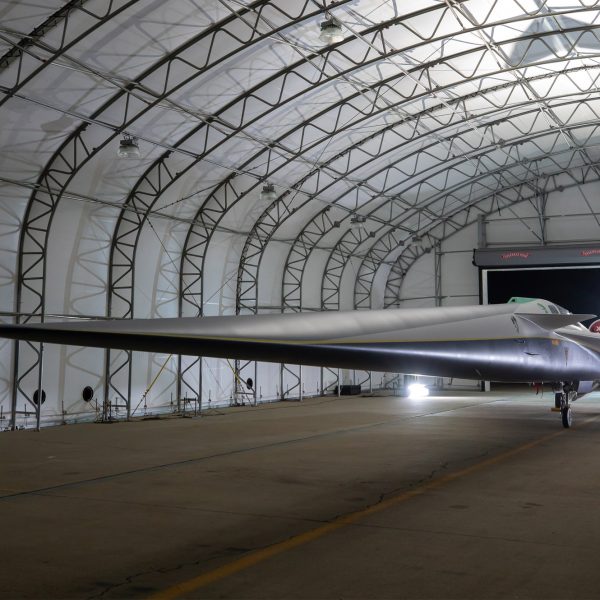 НАСА и Lockheed Martin представили «тихий» сверхзвуковой самолет