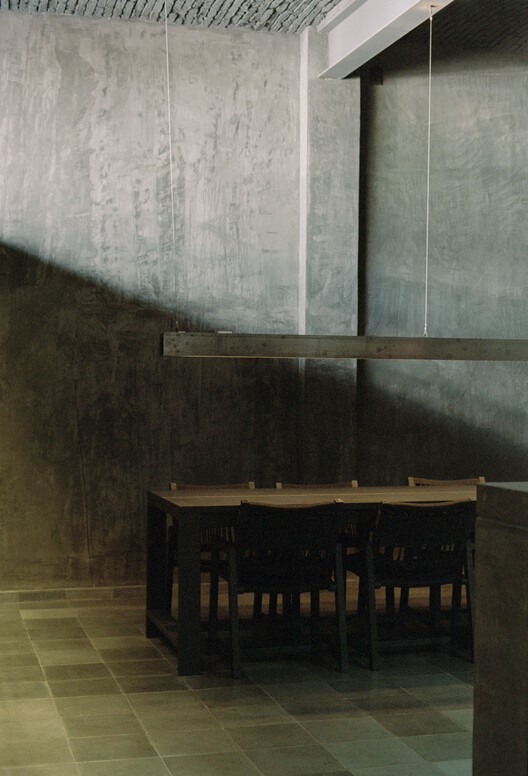 Ресторан Xokol / ODAmx + Рубен Вальдес - Фотография интерьера, стол