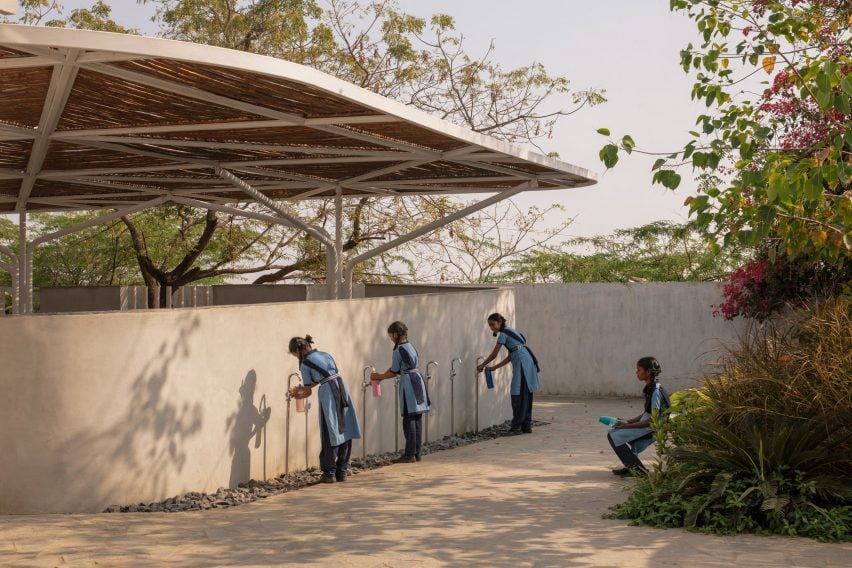 Открытая площадка школы в Индии от CollectiveProject