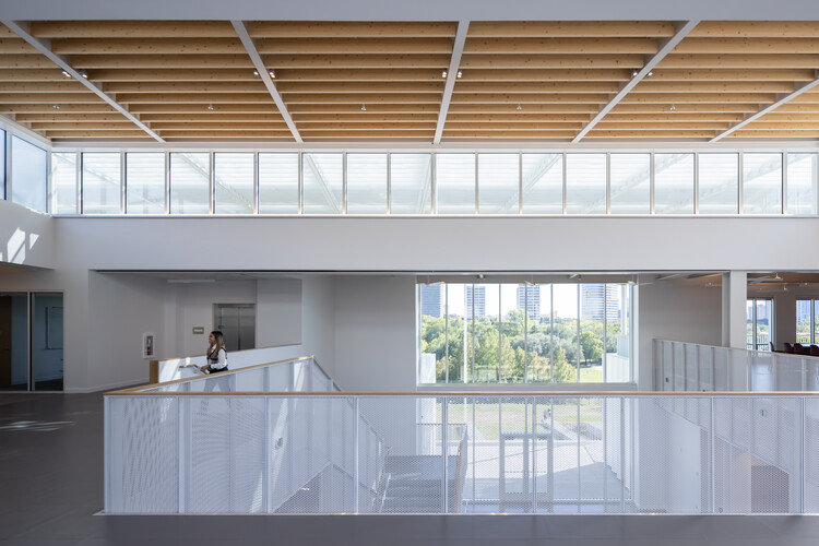 Штаб-квартира Хьюстонского фонда / Kevin Daly Architects + PRODUCTORA - Фотография интерьера, кухни, фасада