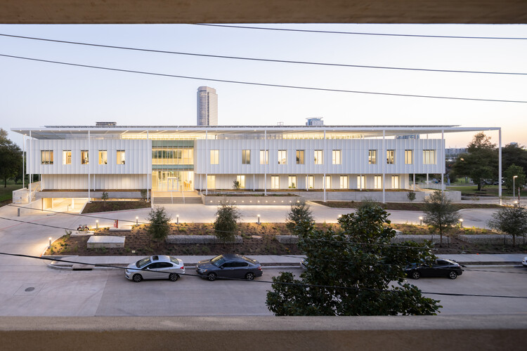 Штаб-квартира Хьюстонского фонда / Kevin Daly Architects + PRODUCTORA - Фотография экстерьера, окон, фасада
