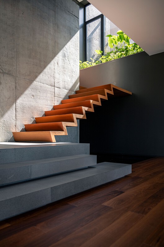 Água House / Stemmer Rodrigues Arquitetura - Фотография интерьера, лестницы, перила