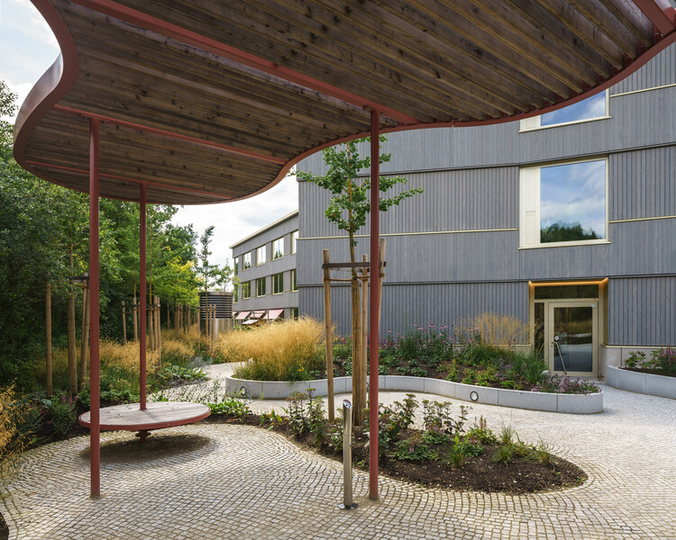 Головной офис CADFEM / nbundm* - Фотография интерьера, фасада, сада, двора