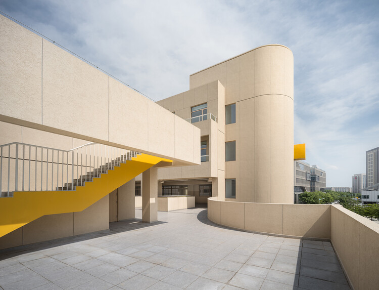 Начальная школа Вэньци-Роуд / Студия Чжаохуэй Жун - Экстерьерная фотография, фасад