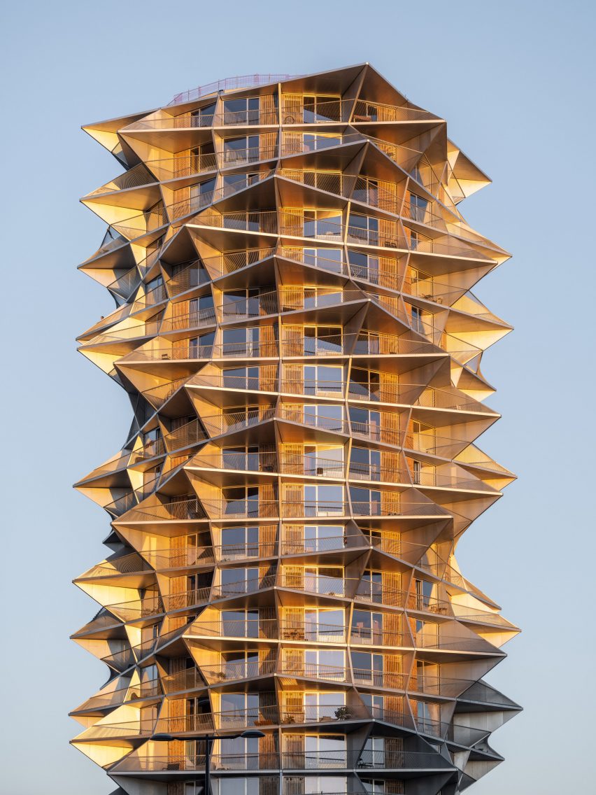 Шипастное высотное здание в Копенгагене от BIG