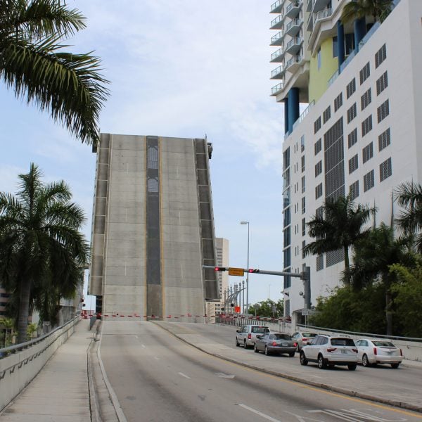 «Замедленный крах инфраструктуры Майами уже очевиден»