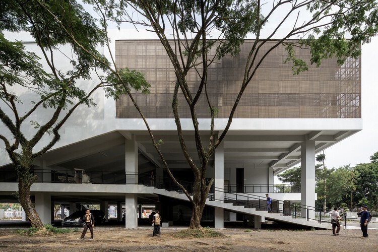 Творческий и инновационный центр Тасик / SHAU Indonesia - Фотография экстерьера, фасад