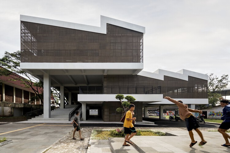 Творческий и инновационный центр Тасик / SHAU Indonesia - Фотография экстерьера