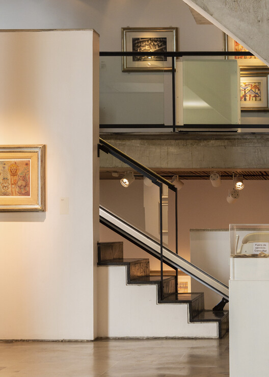 Классика архитектуры: Музей Солнца Ксула / Пабло Томас Бейтиа - Фотография интерьера, лестницы, перила