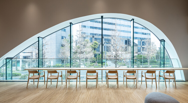 Художественный музей Сомпо / TAISEI DESIGN Planners Architects & Engineers - Интерьерная фотография, стул