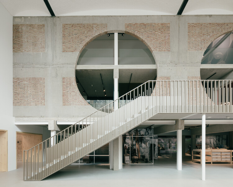Музей обуви Шёненквартье / Civic Architects - Фотография интерьера, фасада, лестницы, перил