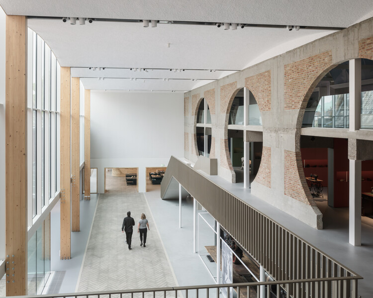 Музей обуви Schoenunkwartier / Civic Architects - Фотография интерьера, лестницы