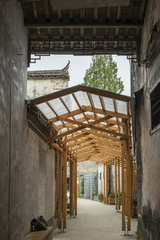 FW JI·Коридор Хуэйчжоу / IARA - Фотография интерьера, балка, арка