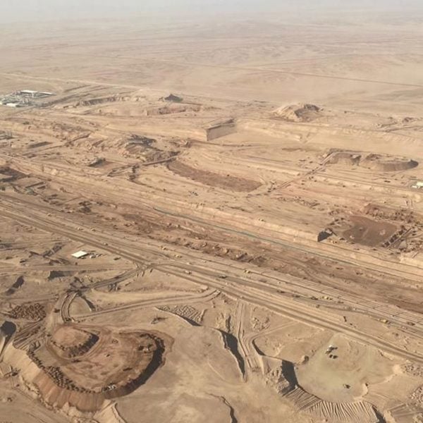 Фотографии на этой неделе показали развитие мегаполиса The Line в Саудовской Аравии.