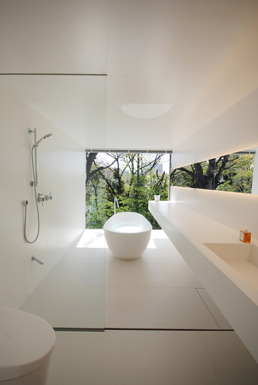 30 открытых ванных комнат: объединение бриза и природы в личном пространстве — изображение 28 из 37