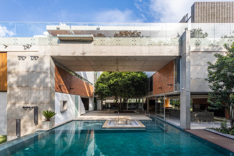Rodor House / OMCM arquitectos – Экстерьерная фотография