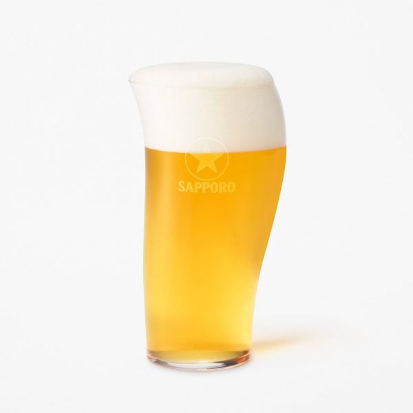 Nendo разрабатывает бокал Sapporo, который обеспечивает «три разных вкусовых ощущения».