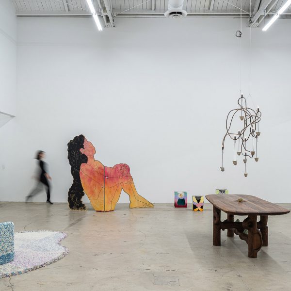 Галерея Fumi сочетает в себе «утонченность и необычность» на дебютной выставке в США в Лос-Анджелесе.