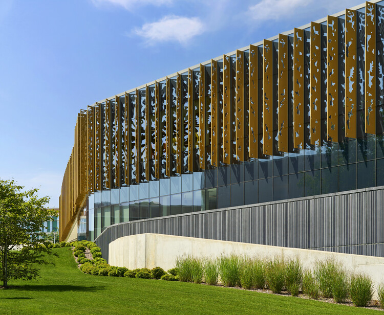 Студенческий центр Университета Западного Мичигана / CannonDesign - Фотография экстерьера