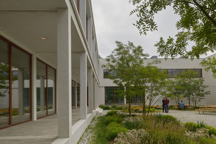 Преобразование ремесленной школы в Нимето / Maarten van Kesteren Architecten - Фотография экстерьера, фасада, окон