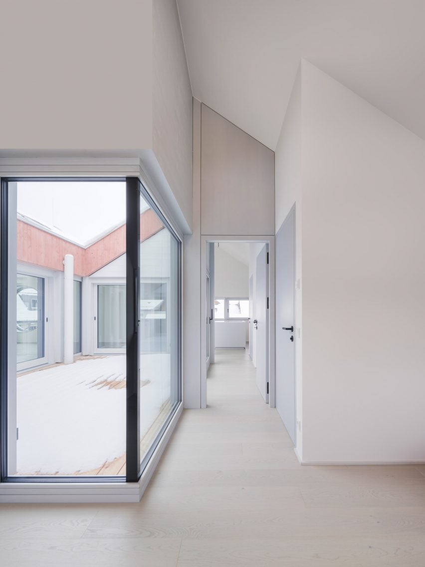 Внутренний вид квартиры в австрийской клинике от Steiner Architecture