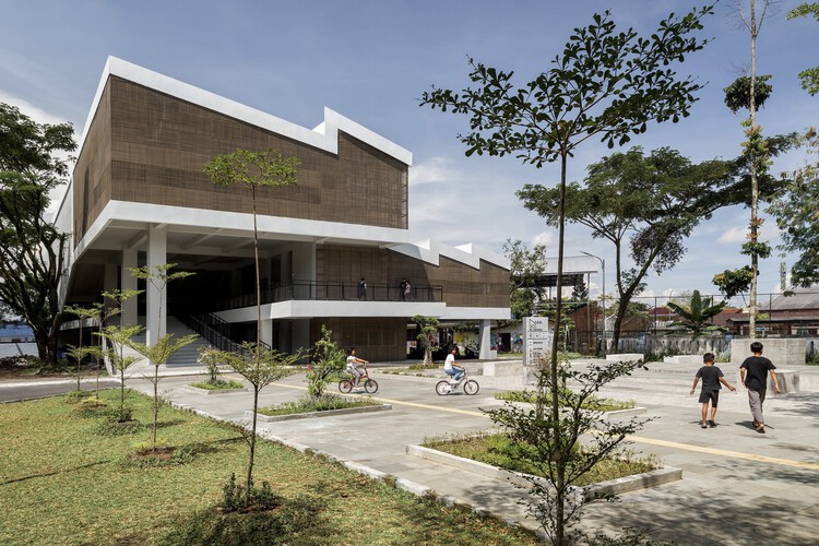 Творческий и инновационный центр Тасик / SHAU Indonesia - Фотография экстерьера, фасад
