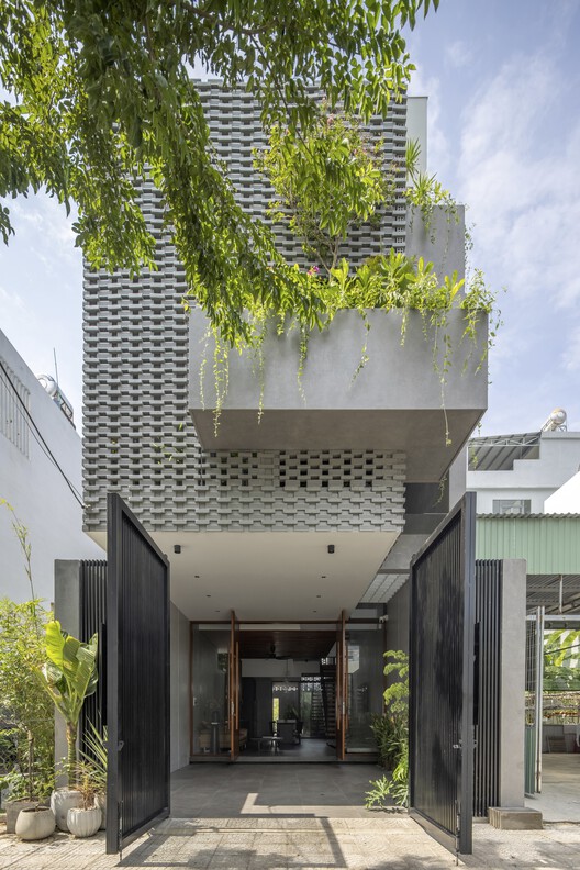 HY House / TRAN TRUNG Architects – Экстерьерная фотография, фасад