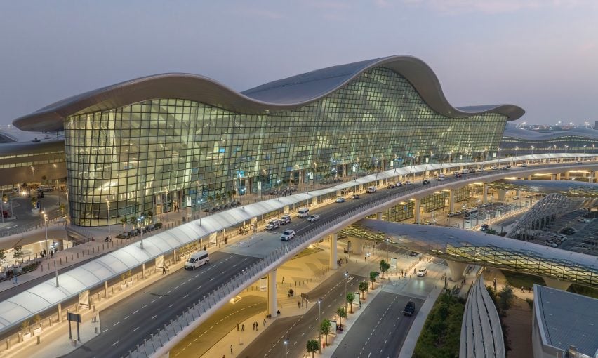 Внешний вид терминала А международного аэропорта Заид