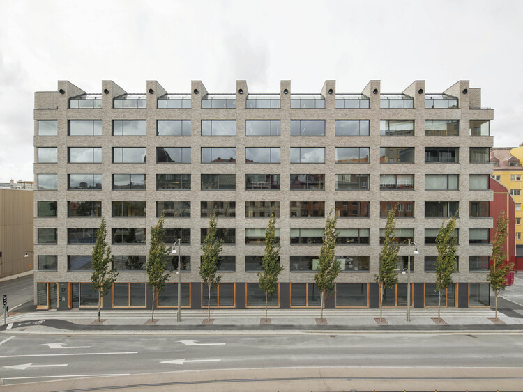   Офисы Merkurhuset / Olsson Lyckefors Arkitektur - Фотография экстерьера, фасада, окон