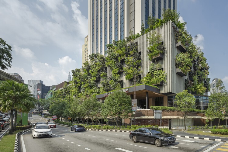 Parkroyal Collection Hotel Kuala Lumpur / FDAT Architects – Экстерьерная фотография, городской пейзаж