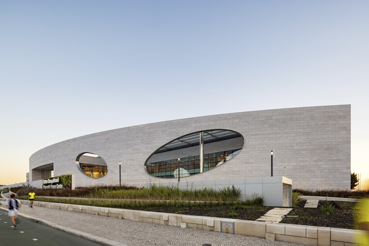 Центр рака поджелудочной железы Боттон Шампалимо / Сачин Агшикар - фотография экстерьера, фасад