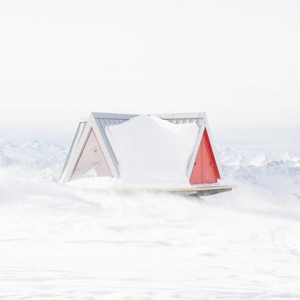 «Минимально инвазивное» палаточное убежище с панорамным видом на итальянские Альпы.