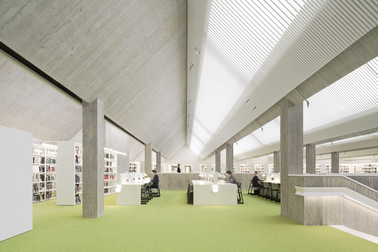 Пристройка государственной библиотеки Вюртемберга / LRO GmbH & Co. KG Freie Architekten BDA - Фотография интерьера