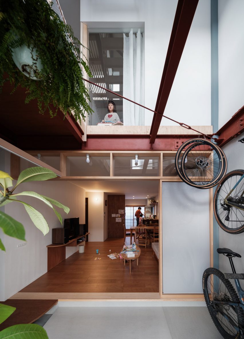 Дом в Хаттори-тэндзин от Akio Isshiki Architects
