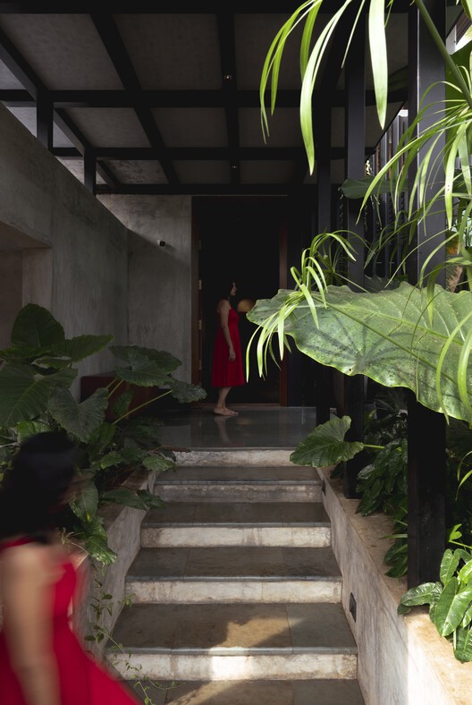 Дом Хасана / Проекты Муссон - Фотография интерьера, лестница